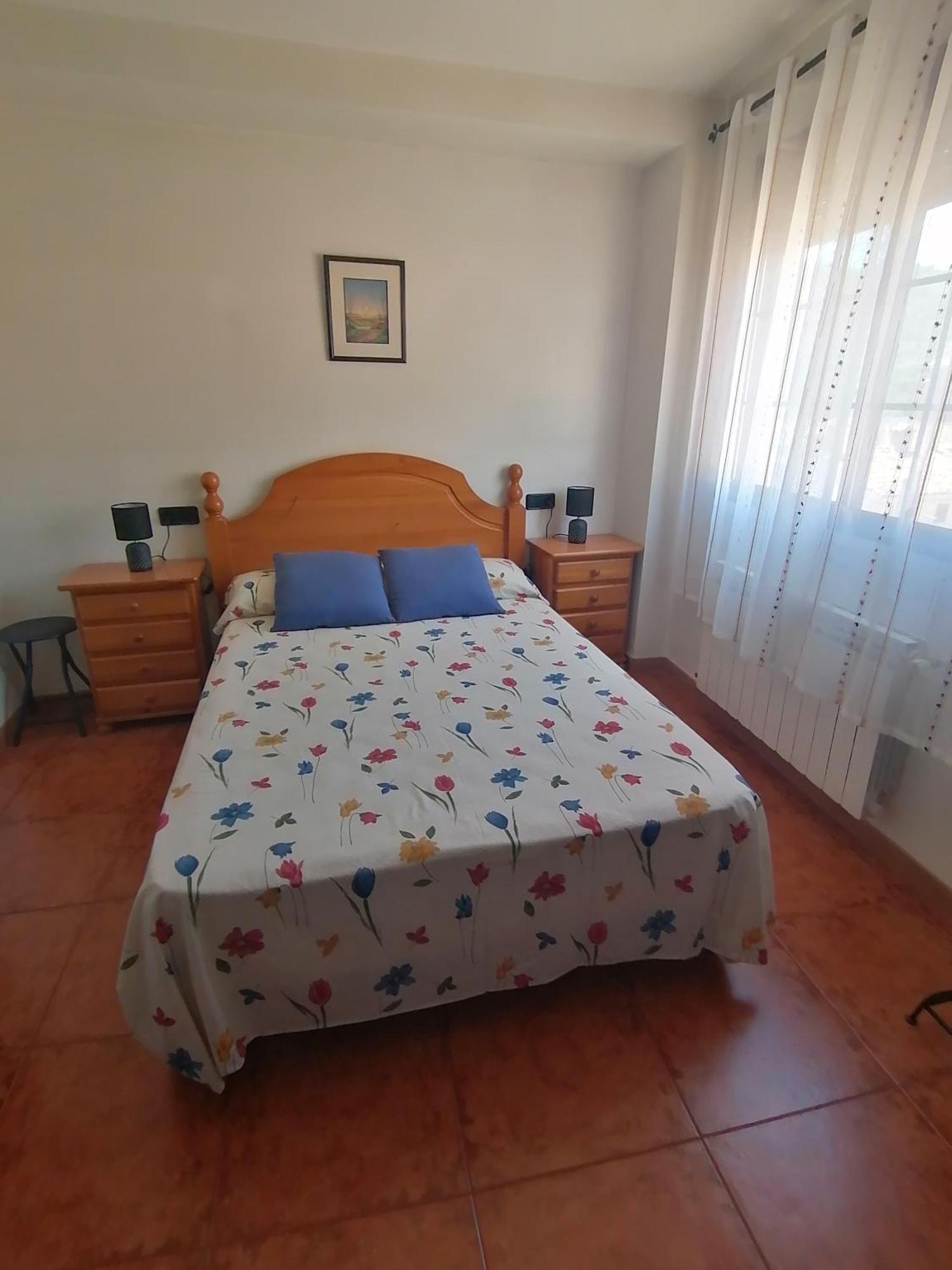 El Castillejo De Camarena De La Sierra Bilik gambar